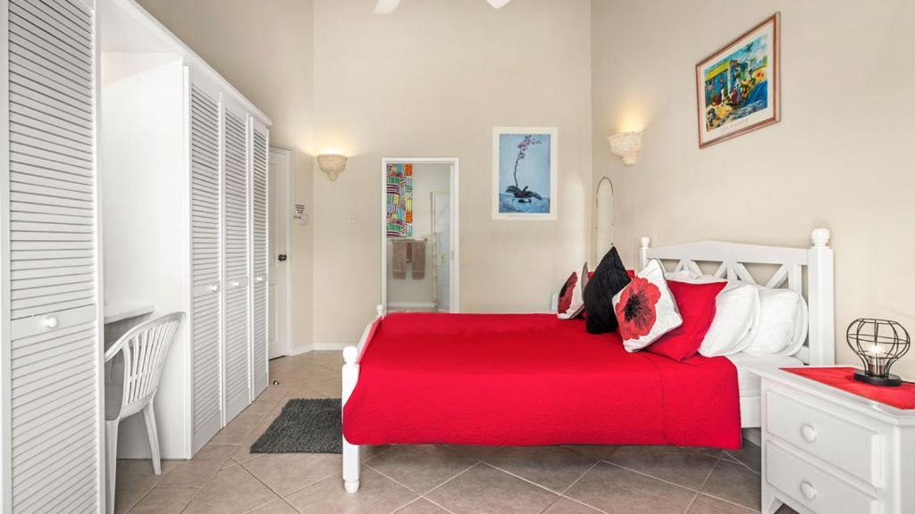 Nanpa, Luxury Family Three Bed Villa, St James West Coast, Private Pool Saint James Eksteriør billede