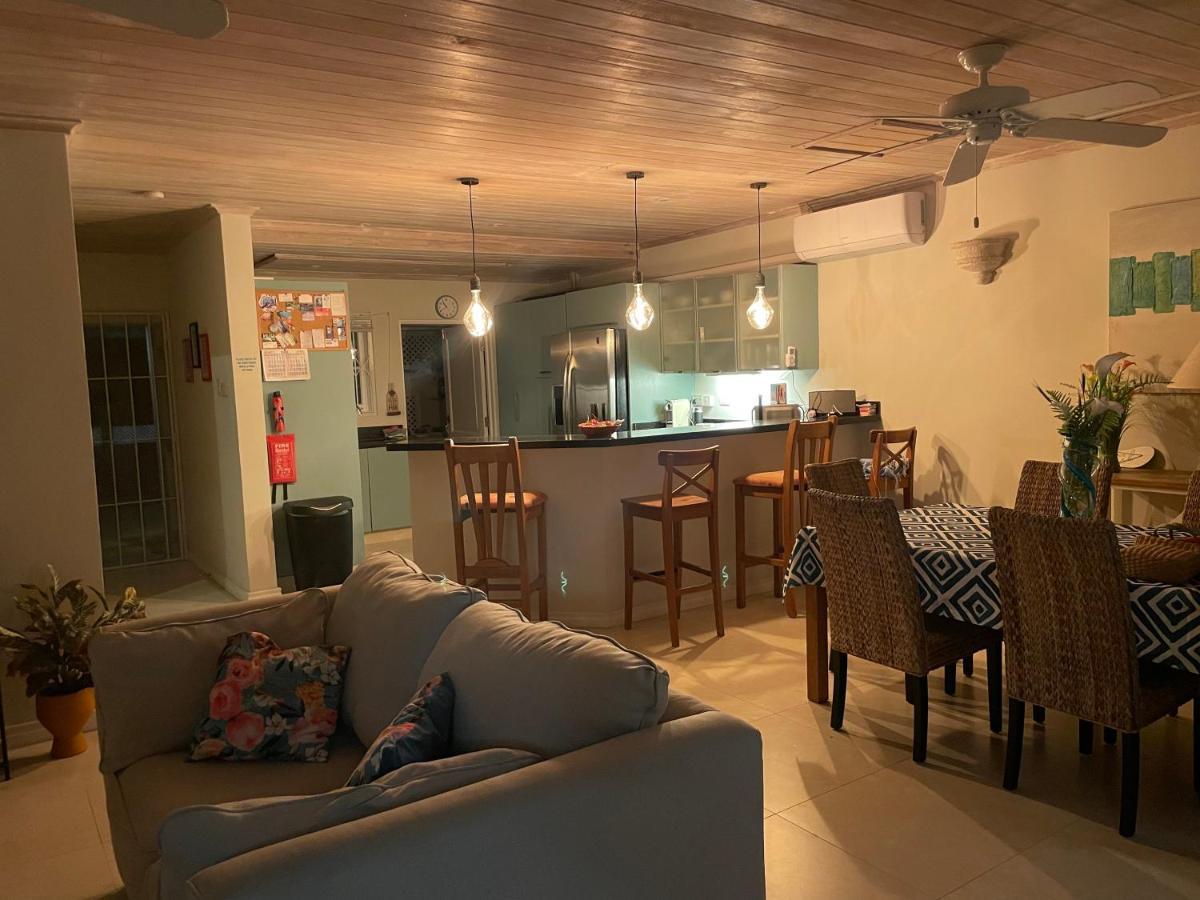Nanpa, Luxury Family Three Bed Villa, St James West Coast, Private Pool Saint James Eksteriør billede
